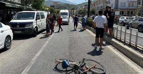 O­t­o­m­o­b­i­l­i­n­ ­ç­a­r­p­t­ı­ğ­ı­ ­b­i­s­i­k­l­e­t­ ­s­ü­r­ü­c­ü­s­ü­ ­ö­l­d­ü­ ­-­ ­Y­a­ş­a­m­ ­H­a­b­e­r­l­e­r­i­